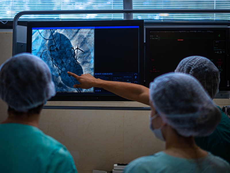 Primer implante percutáneo de válvula tricúspide en Córdoba - Hospital Privado Cordoba